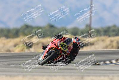 media/Nov-01-2025-CVMA (Sat) [[fc0f7531b8]]/Race 11-Amateur Supersport Open/